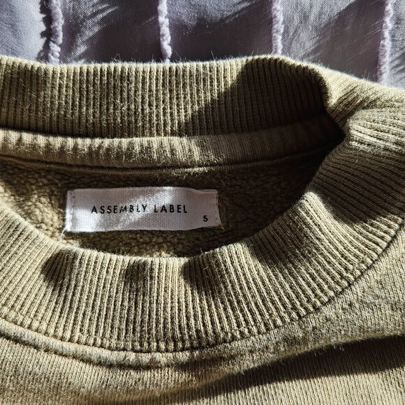 Sweatshirt - Picture 3 of 4